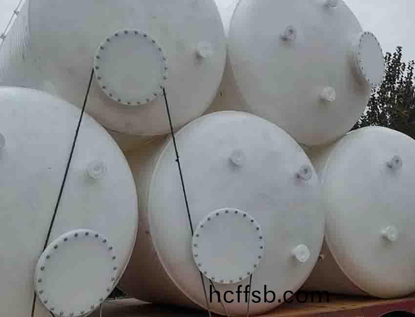 儲(chǔ)鑵(guan)髮貨(huo)現(xiàn)場(chǎng)(chang)